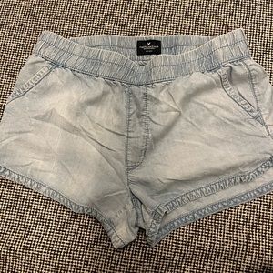 Medium light wash fabric jean shorts from American Eagle